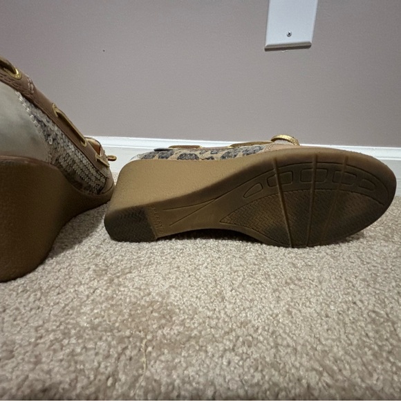 Sperry Leopard Print Wedges - Size 8 - Picture 5 of 5